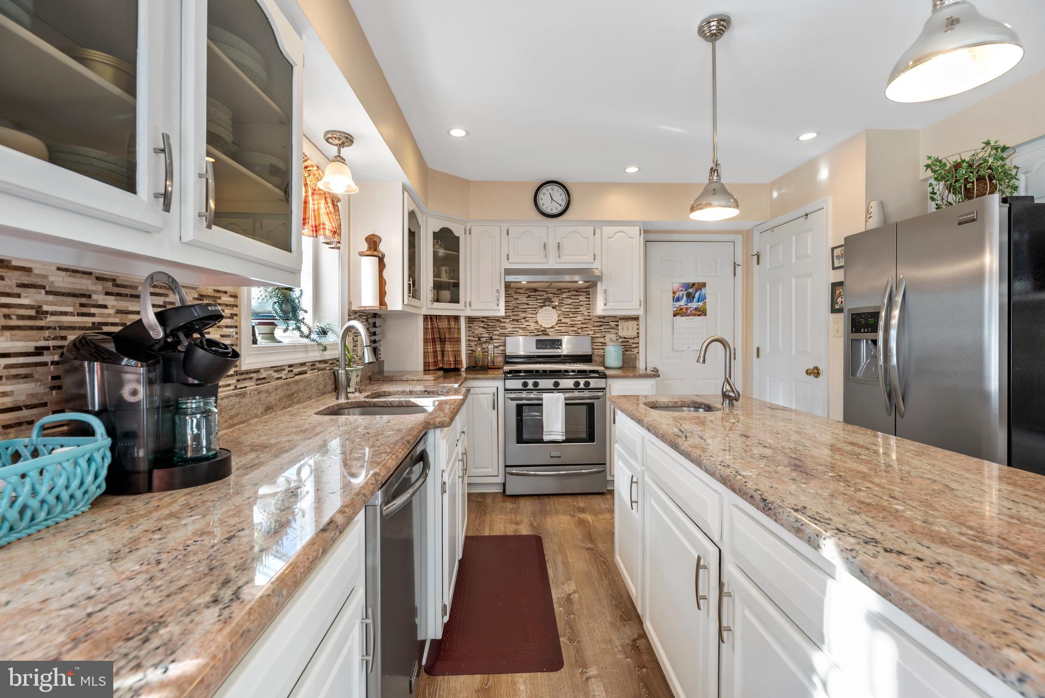 7960 Hampton Way Owings, MD 20736 - Photo 9 of 54 Gallery Image 9