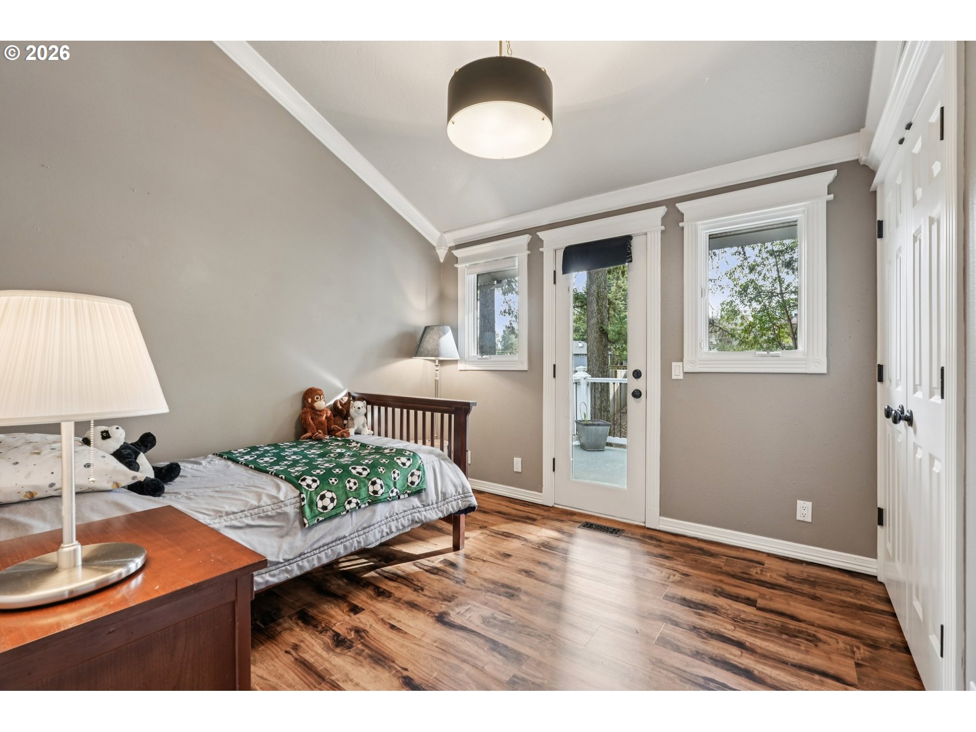 18556 Southwest Hart Road Beaverton, OR 97007 - Photo 17 of 35 Gallery Image 17