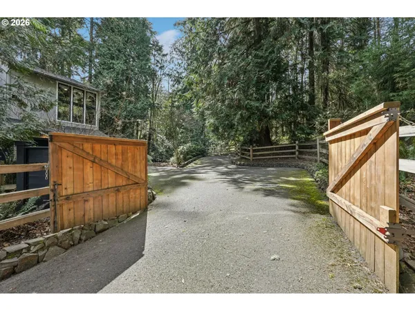 $648,000 | 18556 Southwest Hart Road, Beaverton, OR 97007