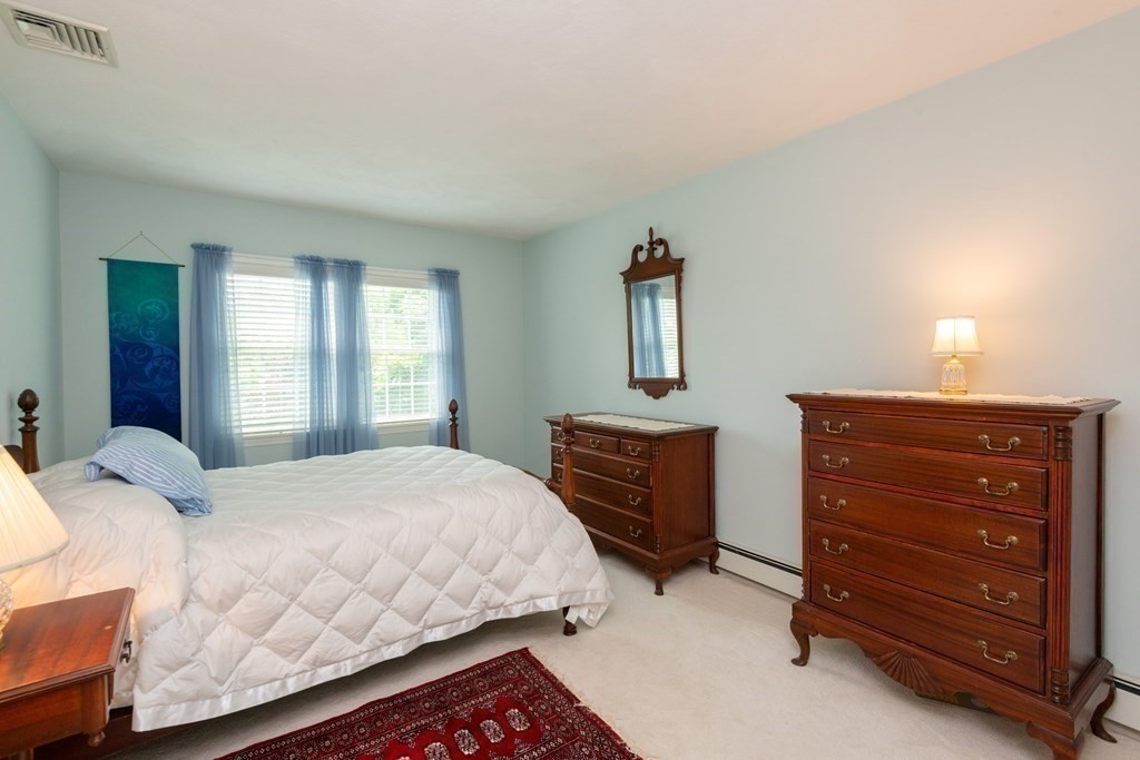 41 Ellen Road Stoneham, MA 02180 - Photo 28 of 41 Gallery Image 28
