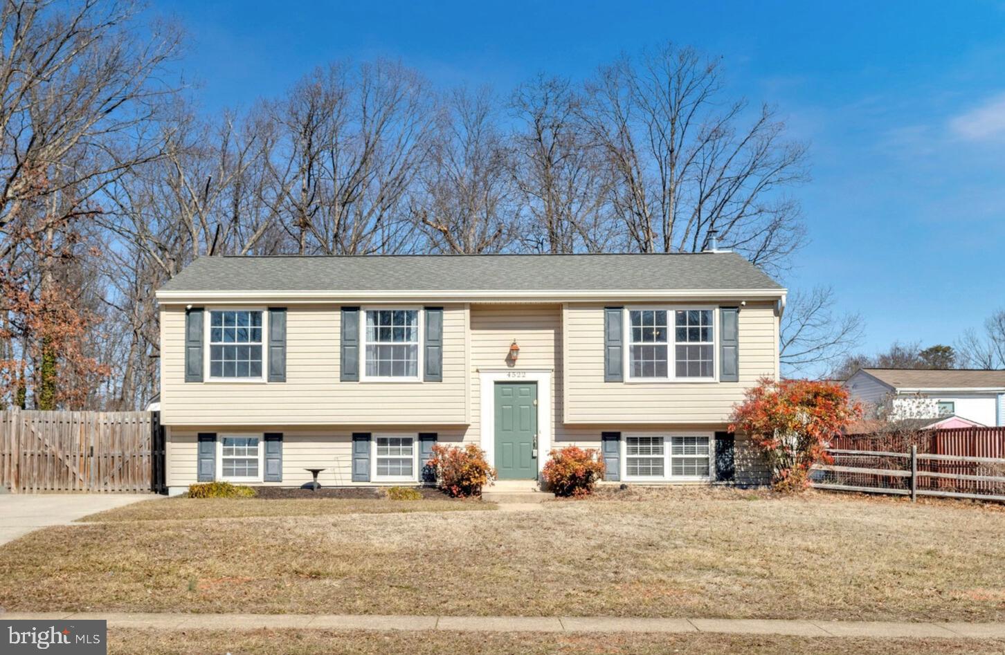 4522 Cub Run Road Chantilly, VA 20151 - Photo 7 of 19 a view of a house with a patio