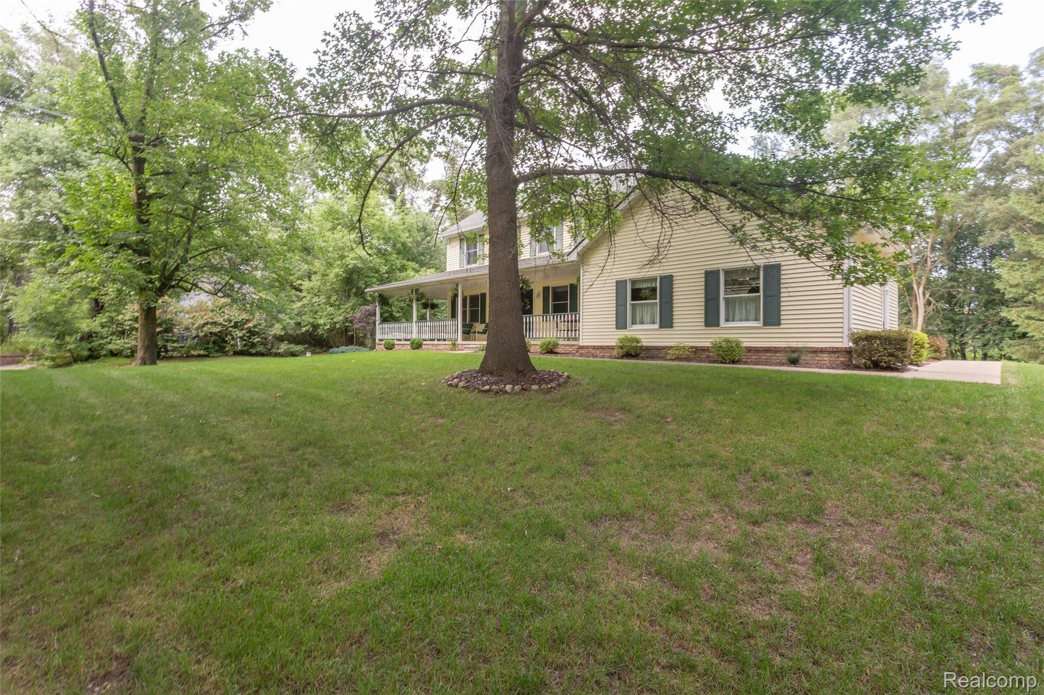 5439 Pleasant Valley Road Brighton, MI 48114 - Photo 2 of 55 Pleasant Valley_5439--Exterior-46.jpg