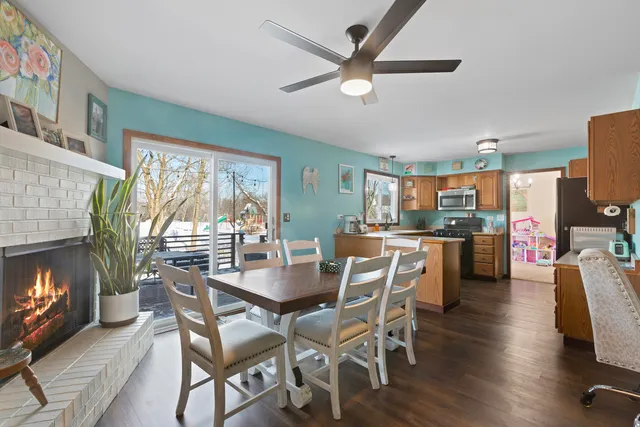 $2,400 | 155 Lee Ann Lane, Woodstock, IL 60098