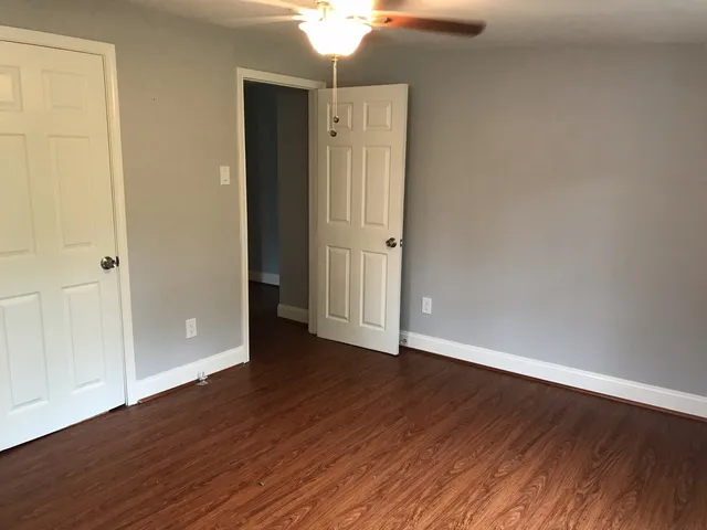 $1,295 | 131 Frontier Lane, Freeport, TX 77541