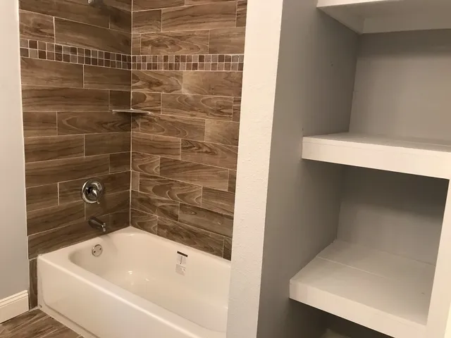 $1,295 | 131 Frontier Lane, Freeport, TX 77541