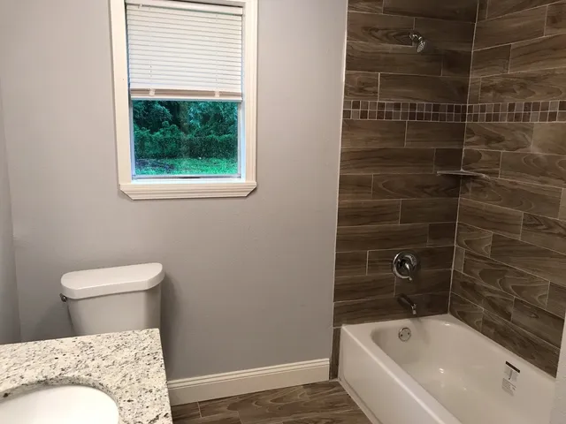 $1,295 | 131 Frontier Lane, Freeport, TX 77541