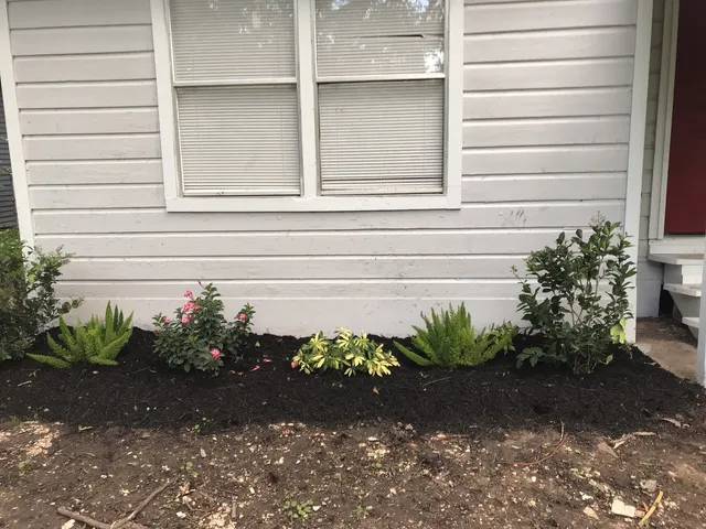 $1,295 | 131 Frontier Lane, Freeport, TX 77541