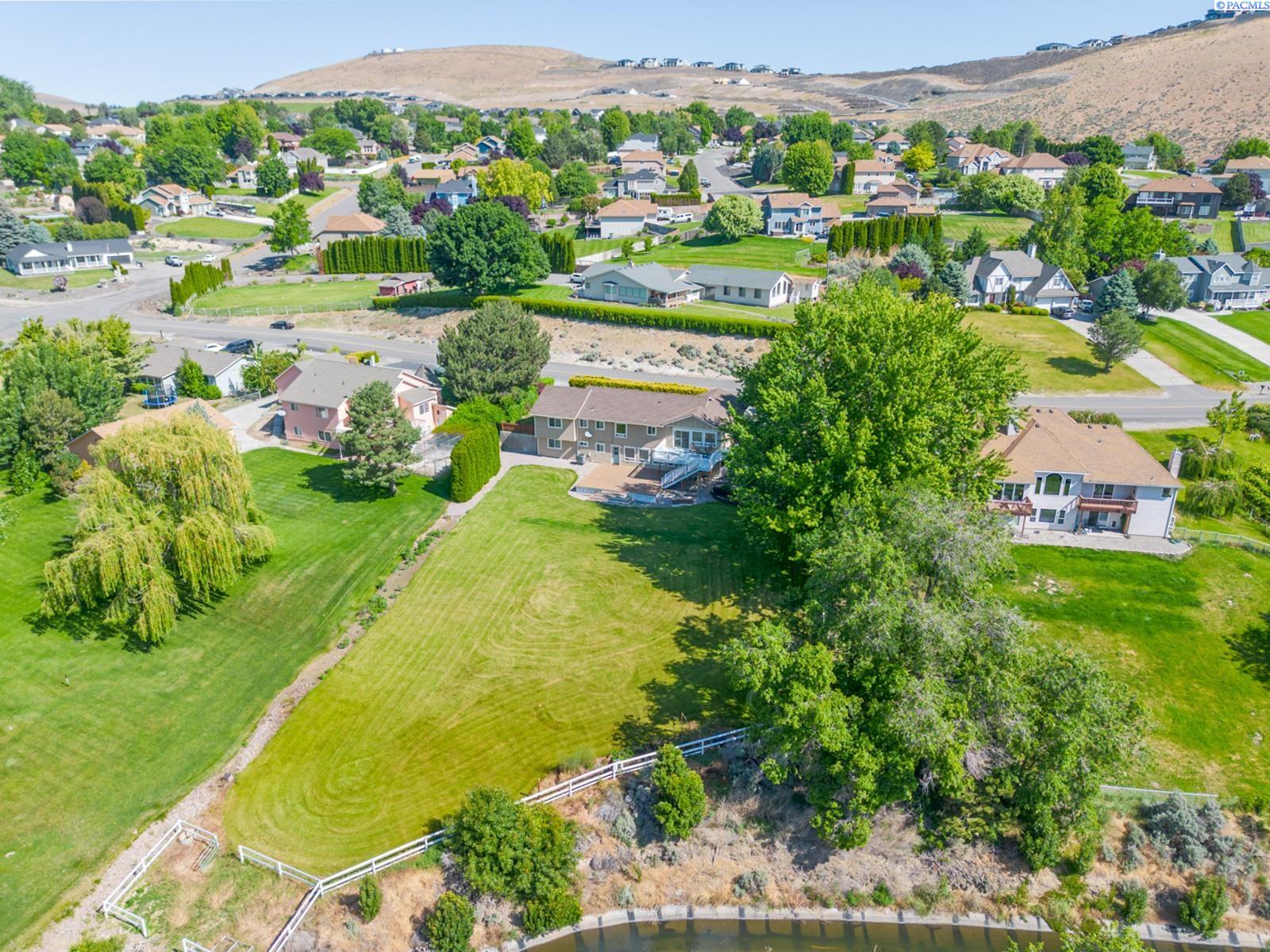 243 Rachel Road Kennewick, WA 99338 - Photo 35 of 36 Gallery Image 35
