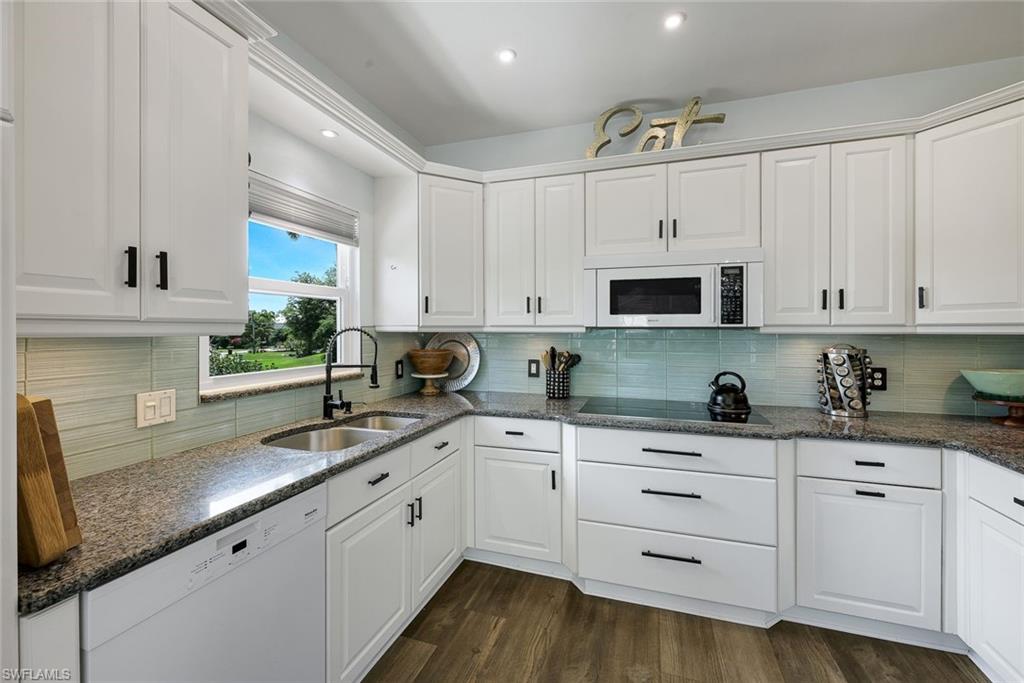 3858 Riviera Circle Bonita Springs, FL 34134 - Photo 23 of 49