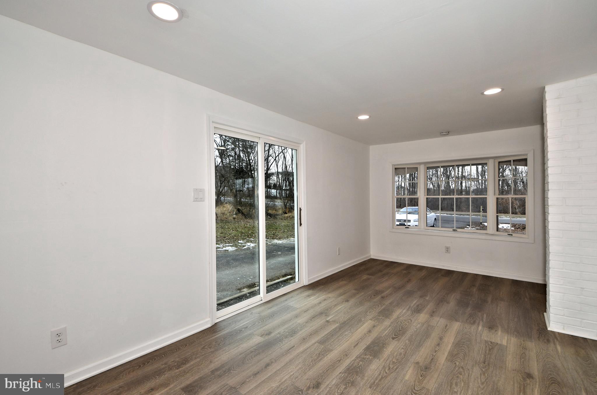 2450 Rhoads Road Gilbertsville, PA 19525 - Photo 17 of 47 Dining Room/Family Room