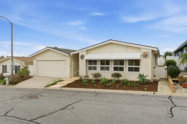 $599,000 | 630 Via Columbia, Vista, CA 92081