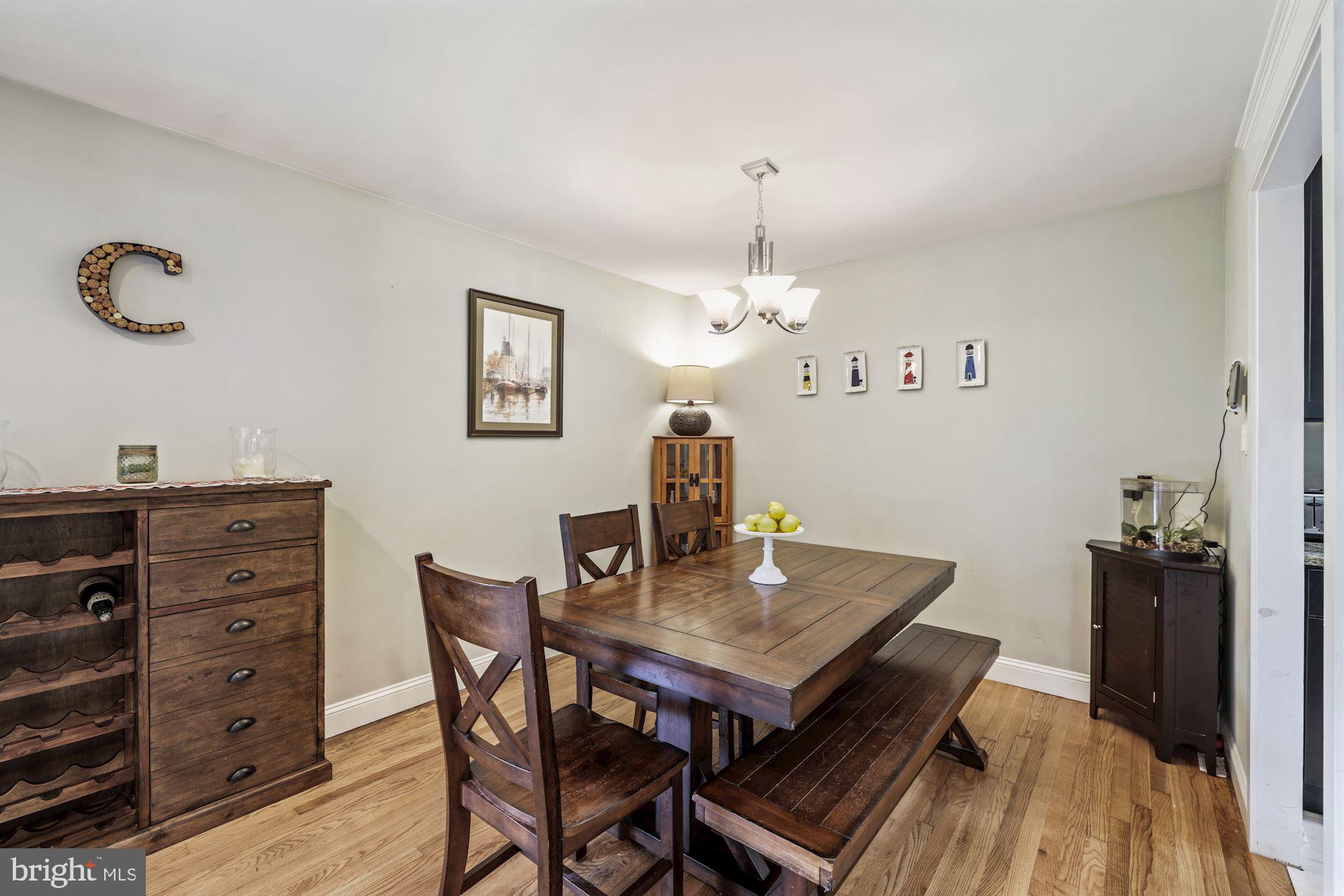 2001 Blueridge Avenue Silver Spring, MD 20902 - Photo 11 of 33 Dining Area
