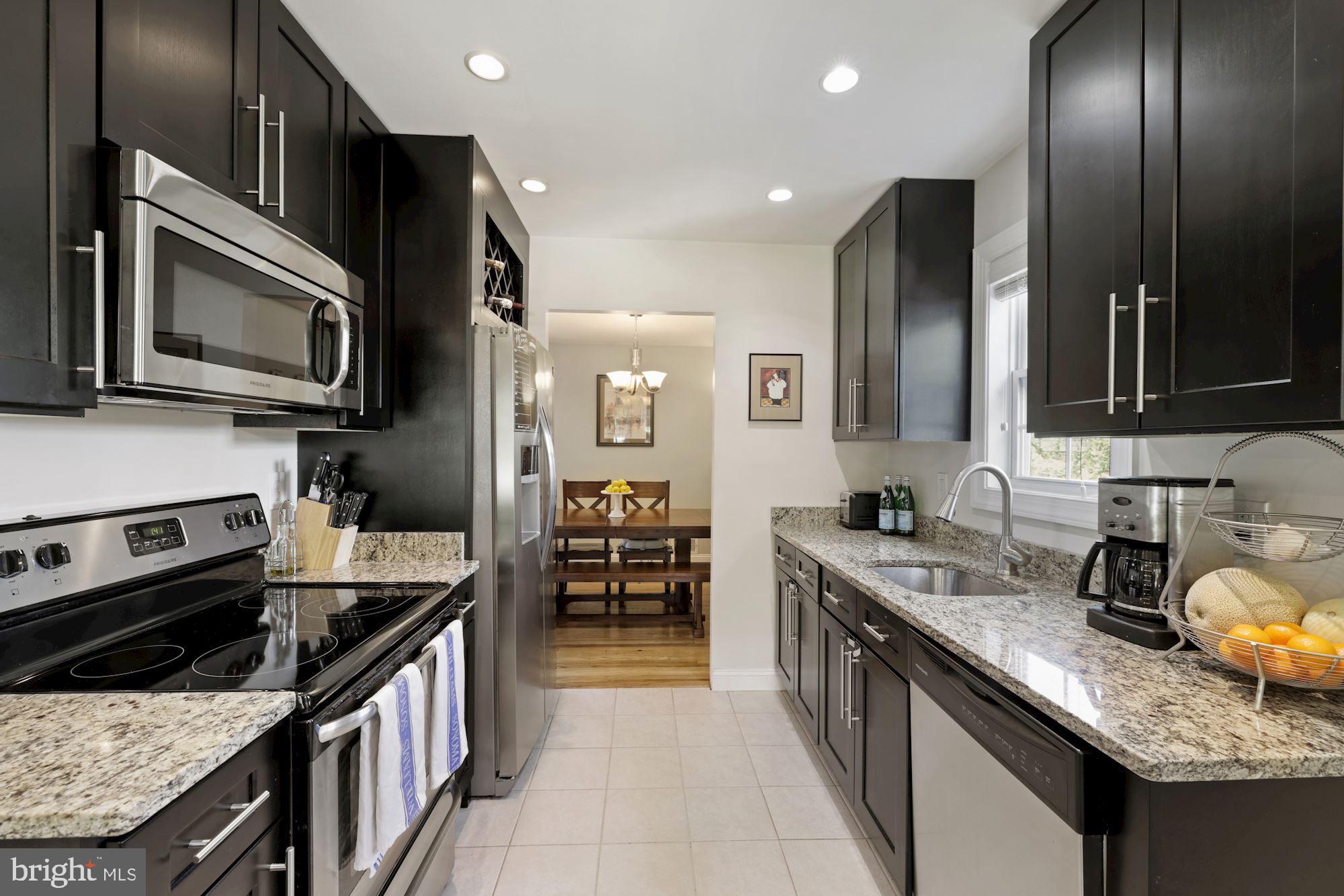 2001 Blueridge Avenue Silver Spring, MD 20902 - Photo 10 of 33 Gorgeous Renovated Kitchen