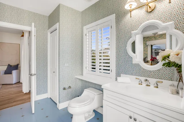 $9,249,000 | 6201 North Ocean Boulevard, Ocean Ridge, FL 33435