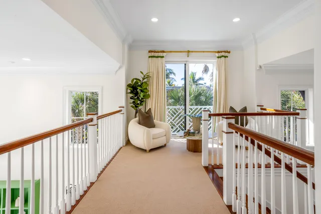 $9,249,000 | 6201 North Ocean Boulevard, Ocean Ridge, FL 33435