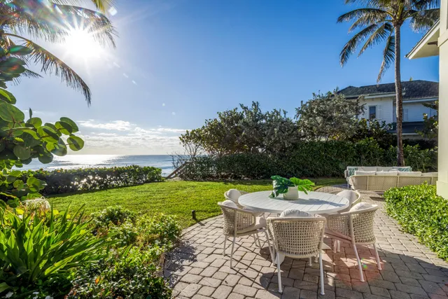 $9,249,000 | 6201 North Ocean Boulevard, Ocean Ridge, FL 33435