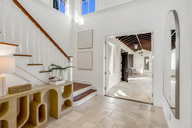 $9,249,000 | 6201 North Ocean Boulevard, Ocean Ridge, FL 33435