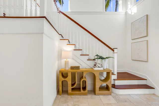 $9,249,000 | 6201 North Ocean Boulevard, Ocean Ridge, FL 33435