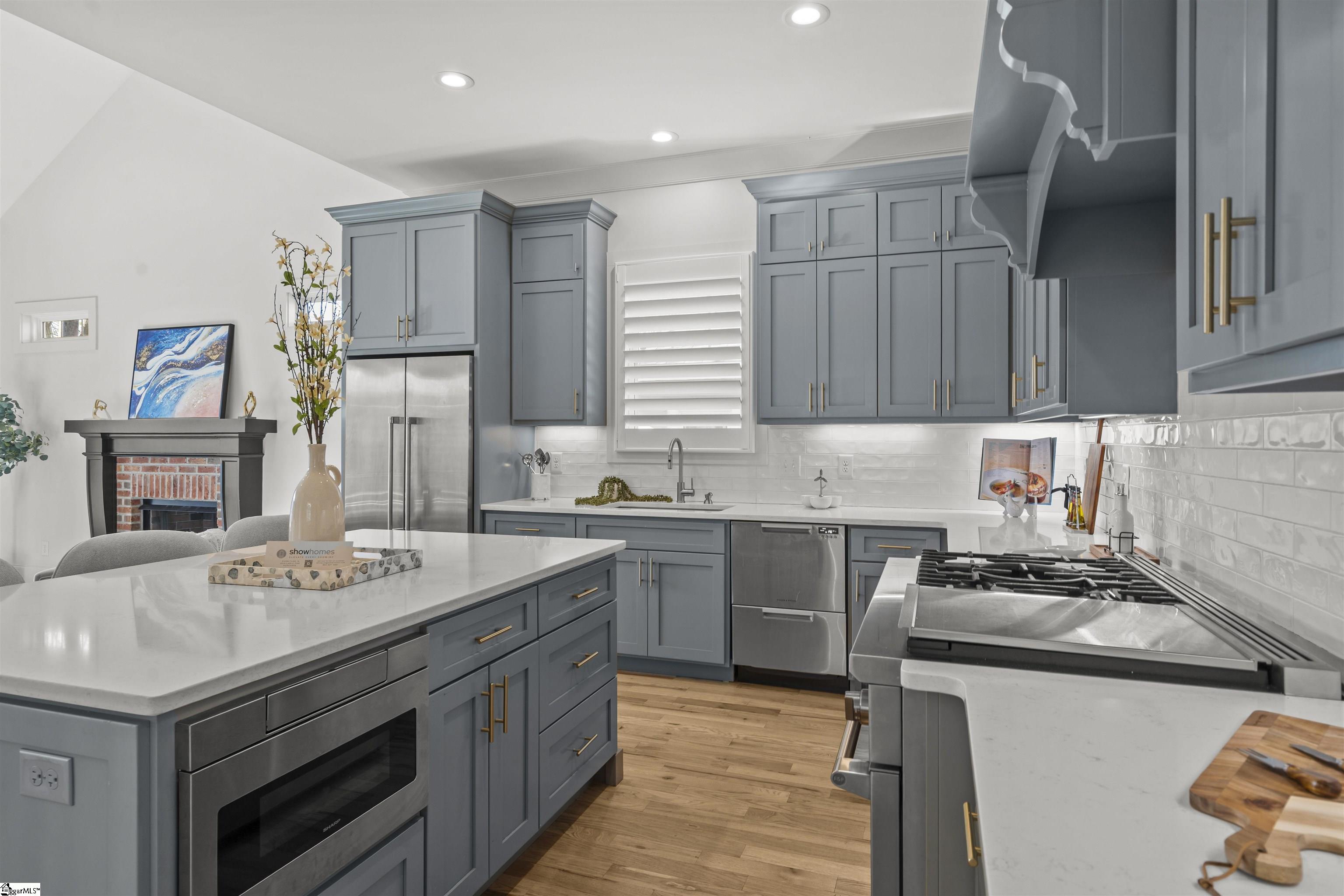 10 Harris Street Greenville, SC 29601 - Photo 12 of 43