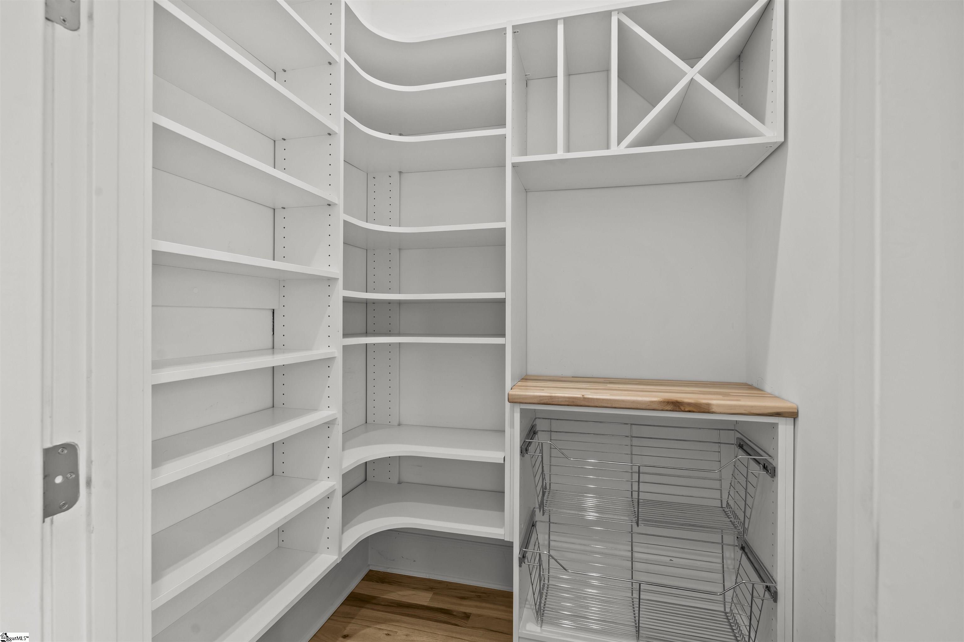 10 Harris Street Greenville, SC 29601 - Photo 15 of 43