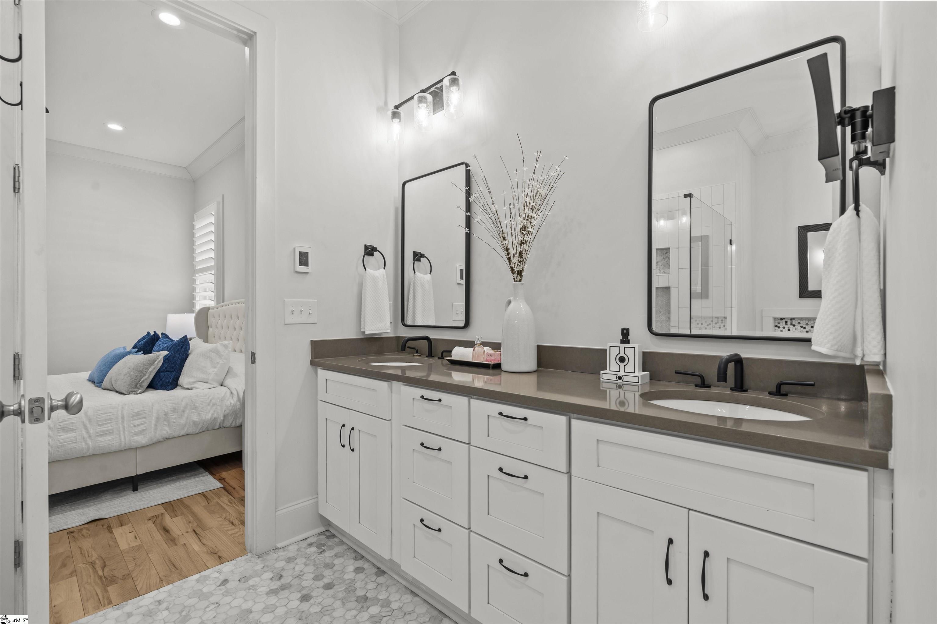 10 Harris Street Greenville, SC 29601 - Photo 19 of 43