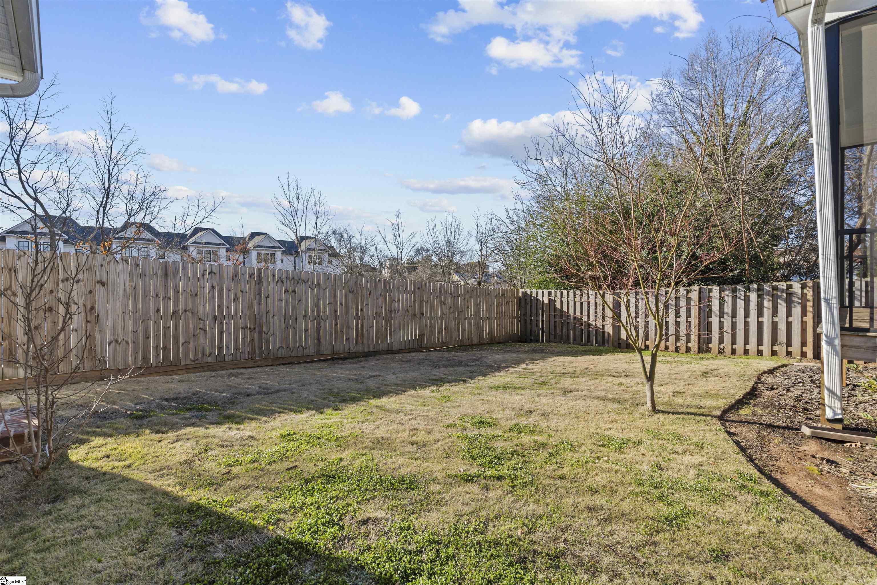 10 Harris Street Greenville, SC 29601 - Photo 33 of 43