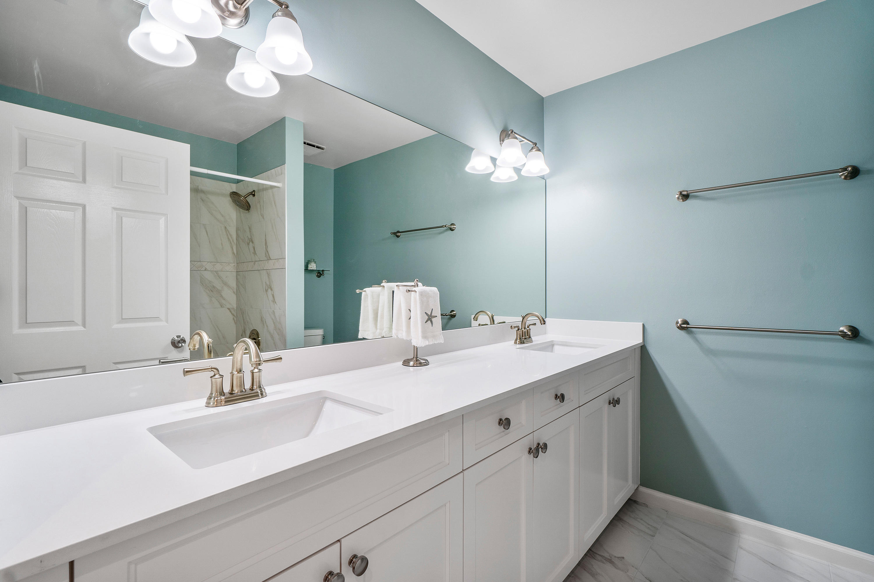 20971 Vía Jasmine, Unit 1 Boca Raton, FL 33428 - Photo 19 of 34 Full Bath 2