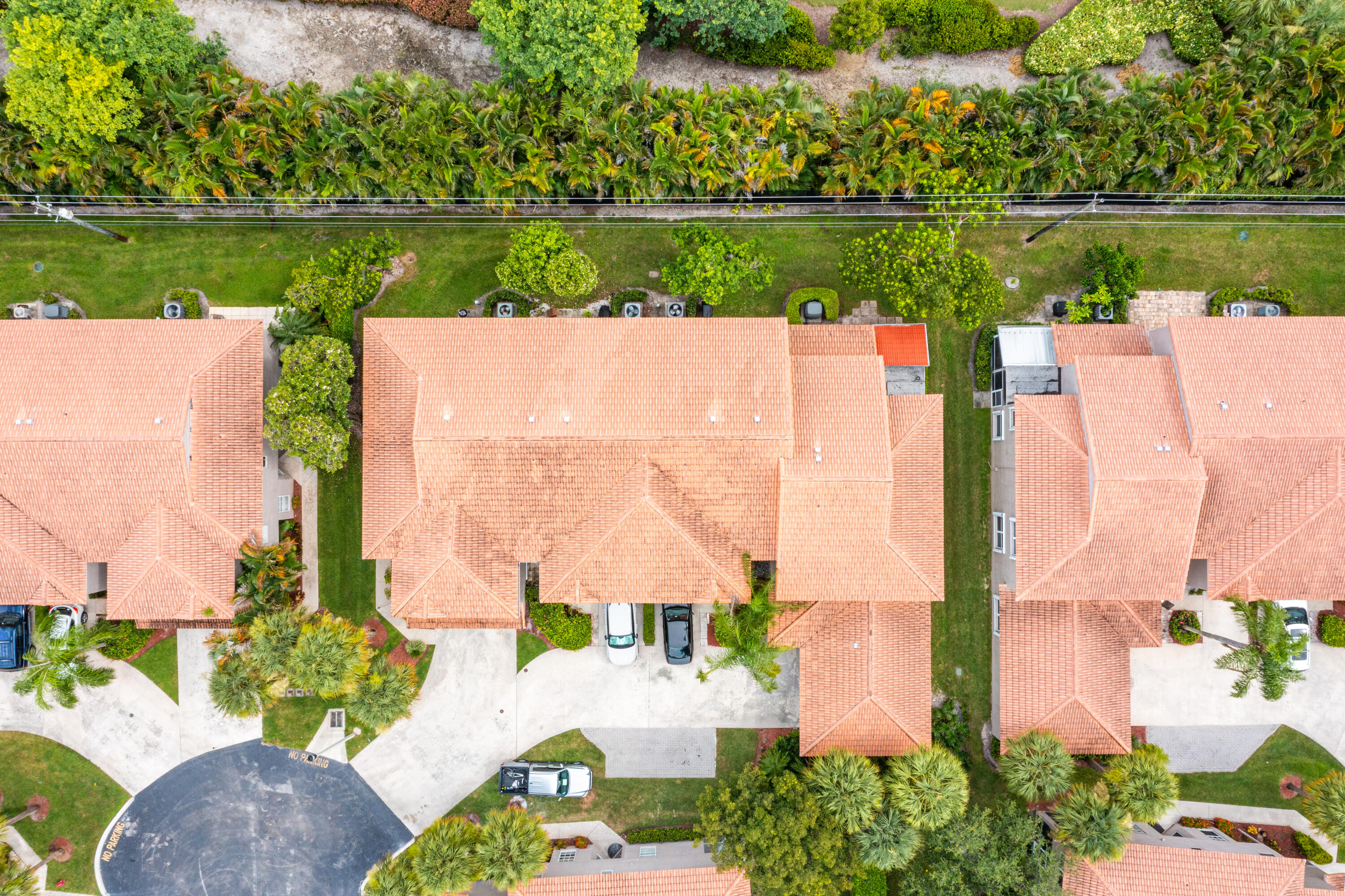 20971 Vía Jasmine, Unit 1 Boca Raton, FL 33428 - Photo 29 of 34 Roof