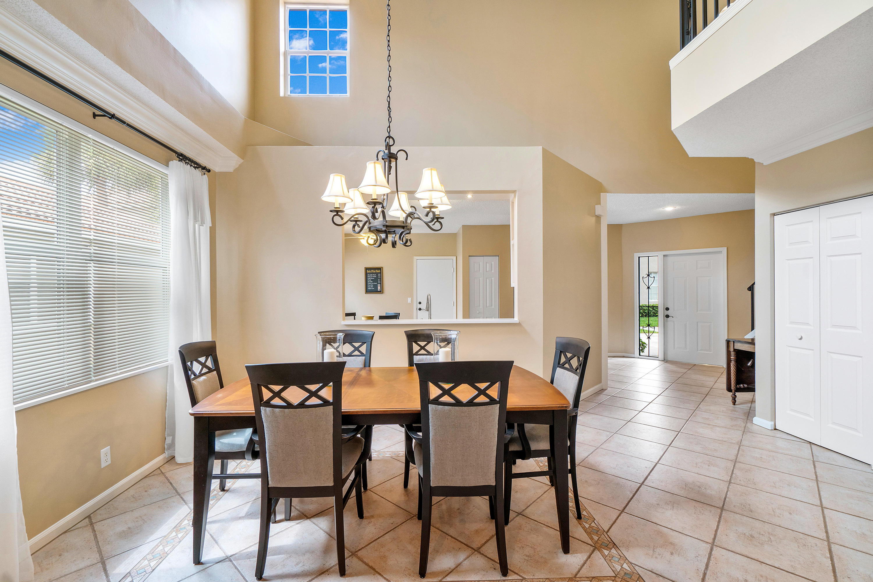 20971 Vía Jasmine, Unit 1 Boca Raton, FL 33428 - Photo 8 of 34 Dining Area