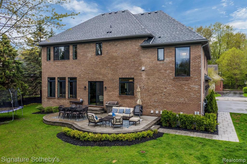 3651 Walnut Brook Drive Rochester Hills, MI 48309 - Photo 7 of 43