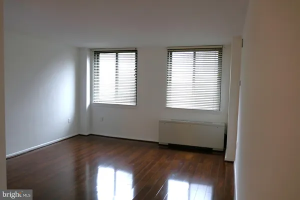 $1,575 | 801 North Pitt Street, Unit 201, Alexandria, VA 22314