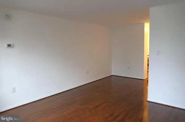 $1,575 | 801 North Pitt Street, Unit 201, Alexandria, VA 22314