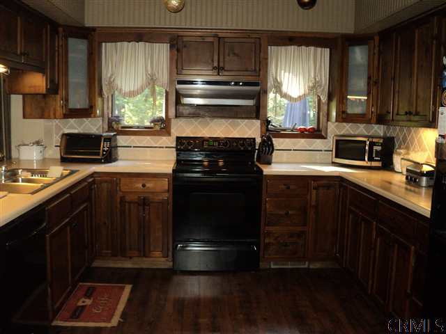 174 Mariners Road Gloversville, NY 12078 - Photo 5 of 15 Photo 5