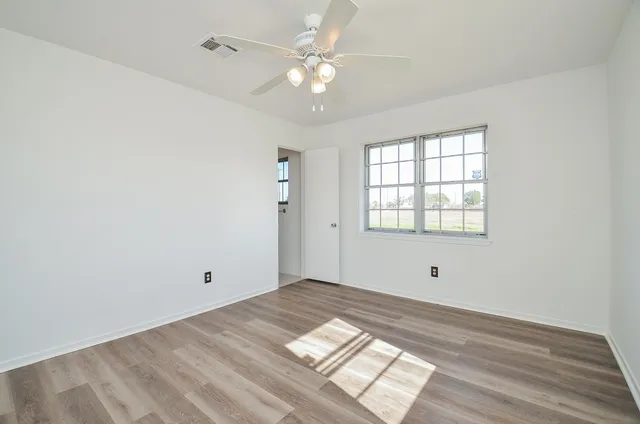 $850,000 | 15573 Farm To Market 1887, Hempstead, TX 77445