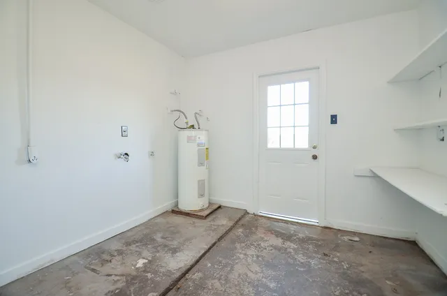 $850,000 | 15573 Farm To Market 1887, Hempstead, TX 77445