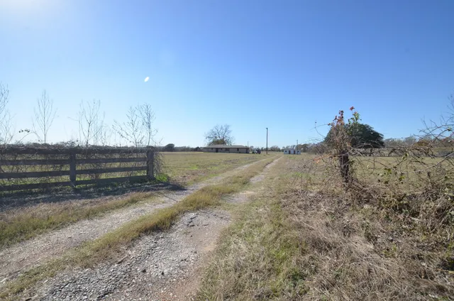 $850,000 | 15573 Farm To Market 1887, Hempstead, TX 77445