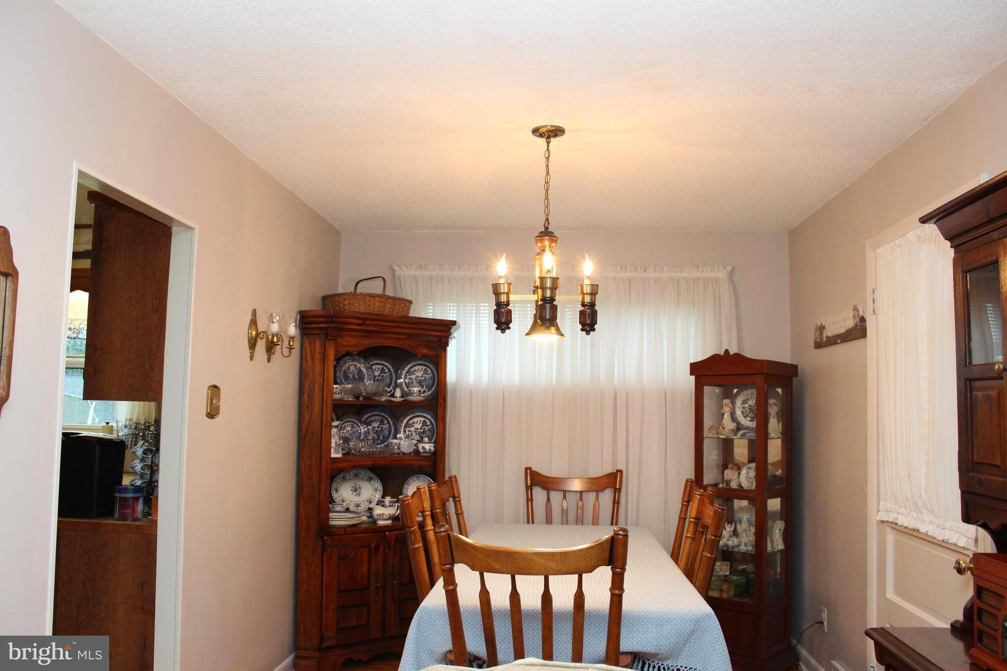 118 Henry Road Enola, PA 17025 - Photo 10 of 22 Dining Room