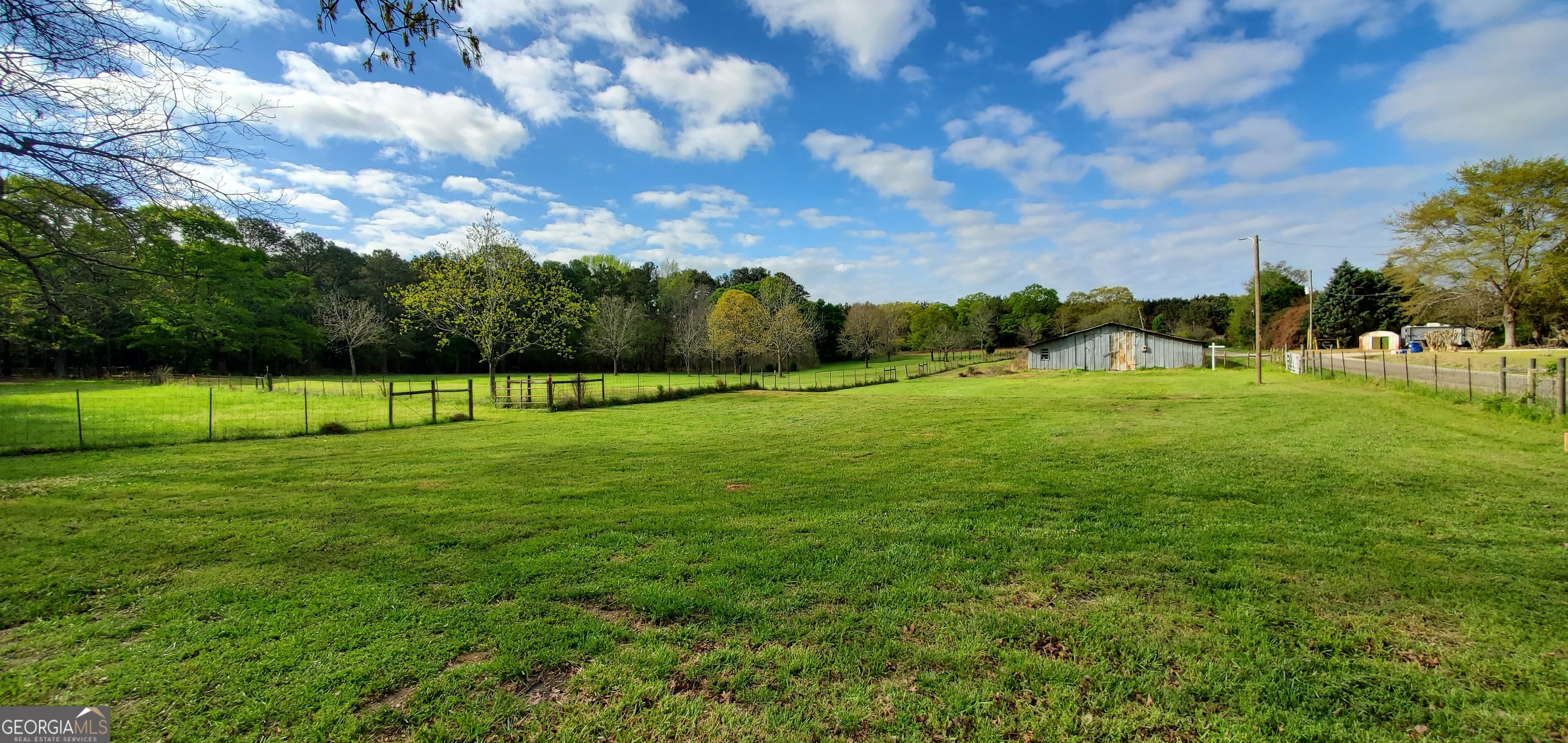 1135 Burger Road Watkinsville, GA 30677 - Photo 8 of 20 a view of a park