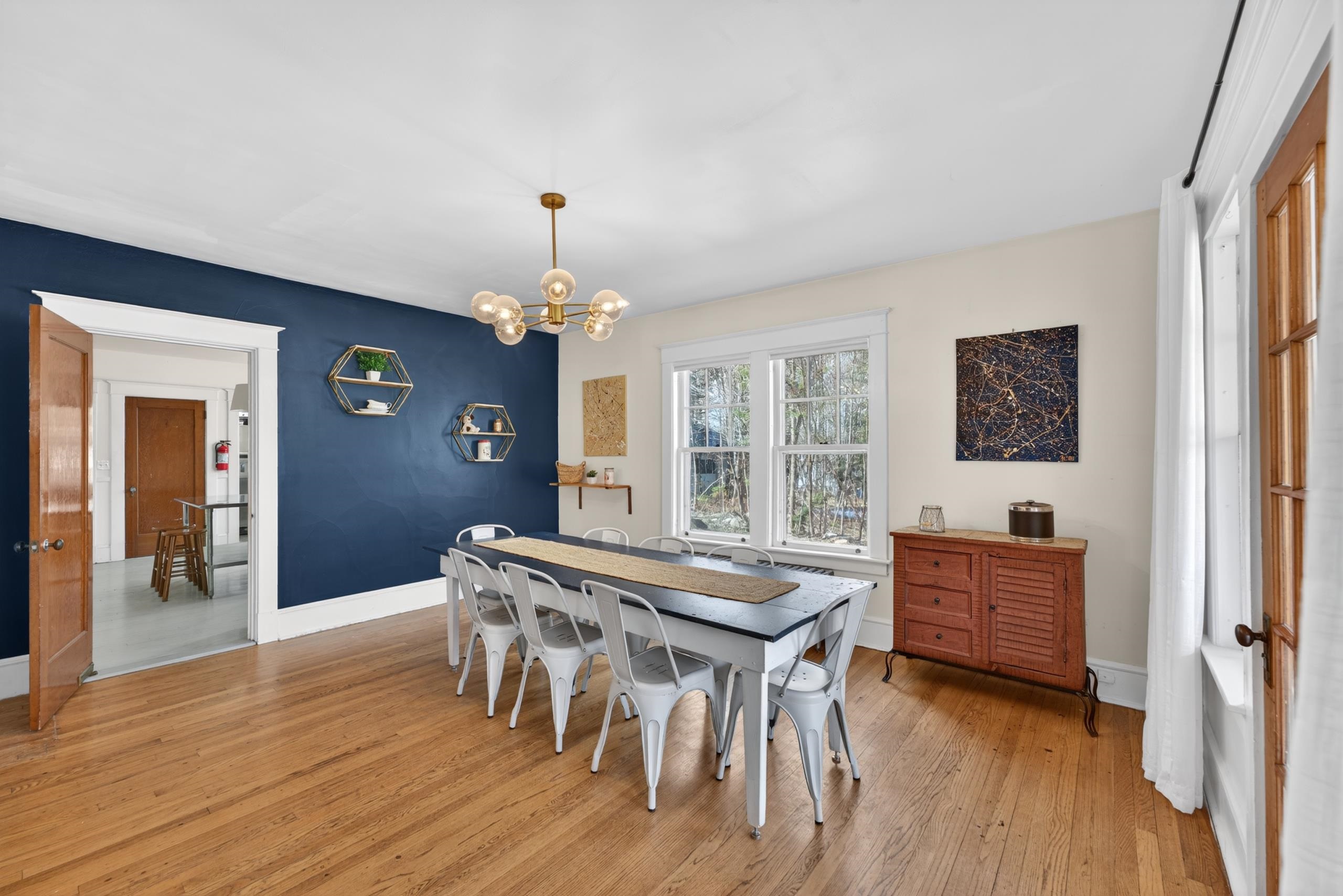92 Pinewood Avenue Bethlehem, NH 03574 - Photo 5 of 59