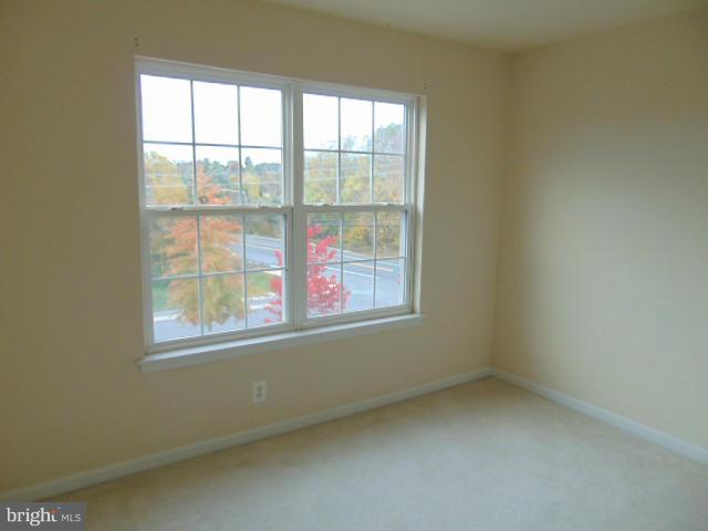 10423 Ridge Landing Place Damascus, MD 20872 - Photo 12 of 17 Bedroom