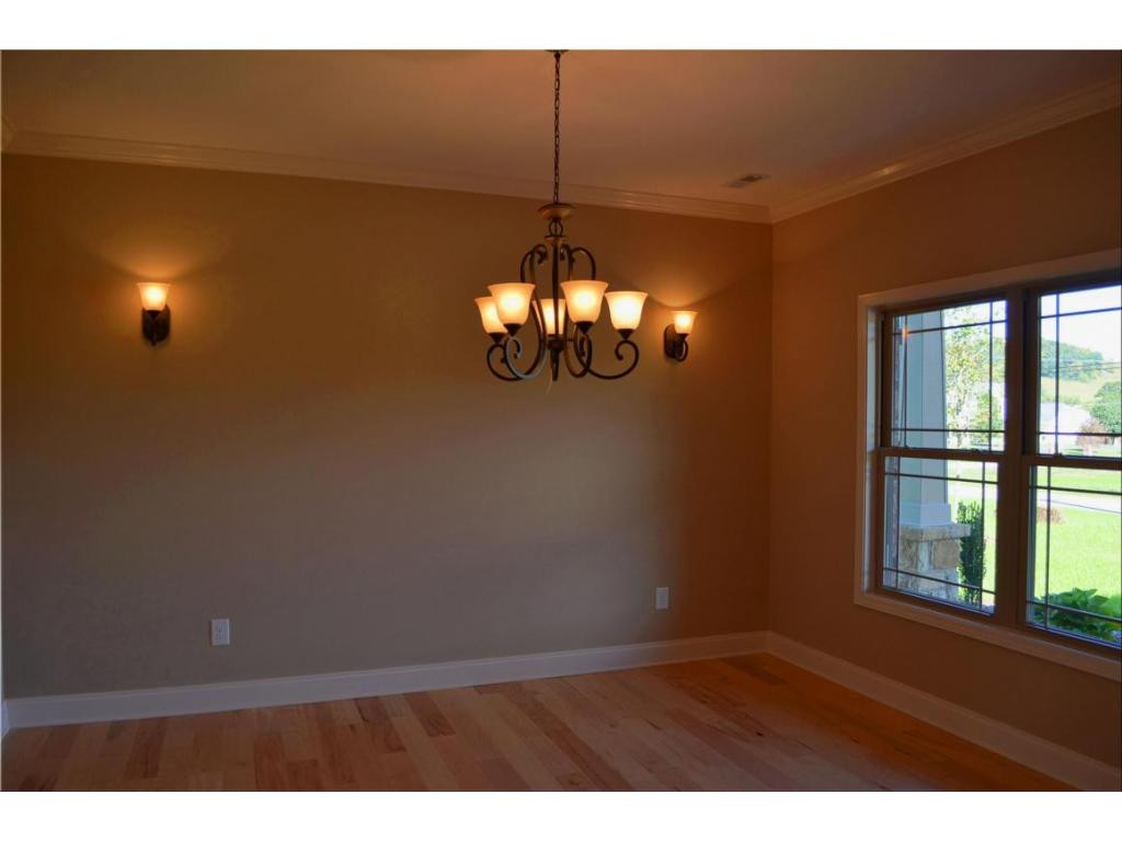 305 Shadden Road Gray, TN 37615 - Photo 6 of 20 Dining Room