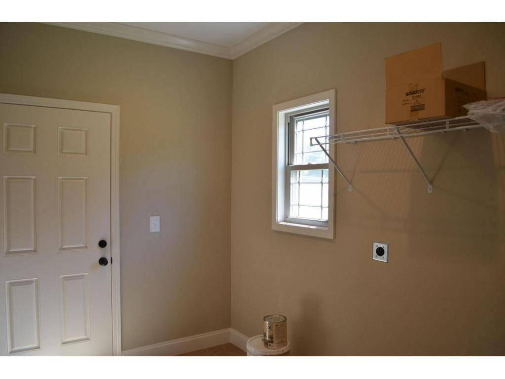 305 Shadden Road Gray, TN 37615 - Photo 8 of 20 Laundry Room