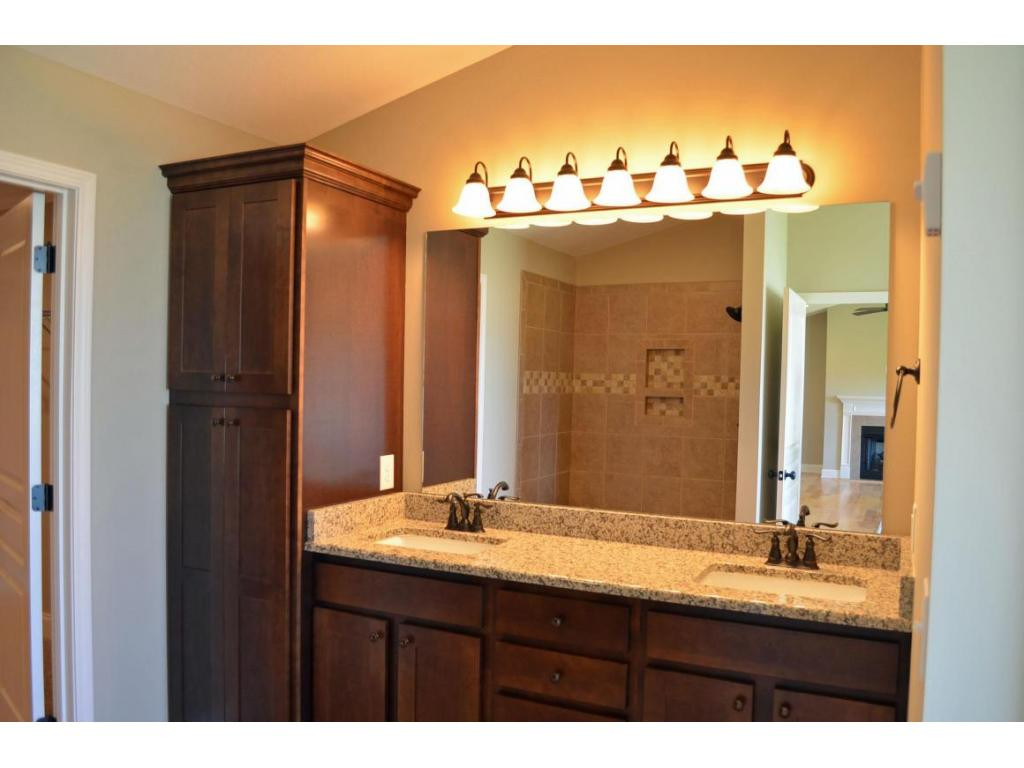 305 Shadden Road Gray, TN 37615 - Photo 10 of 20 Master Bath