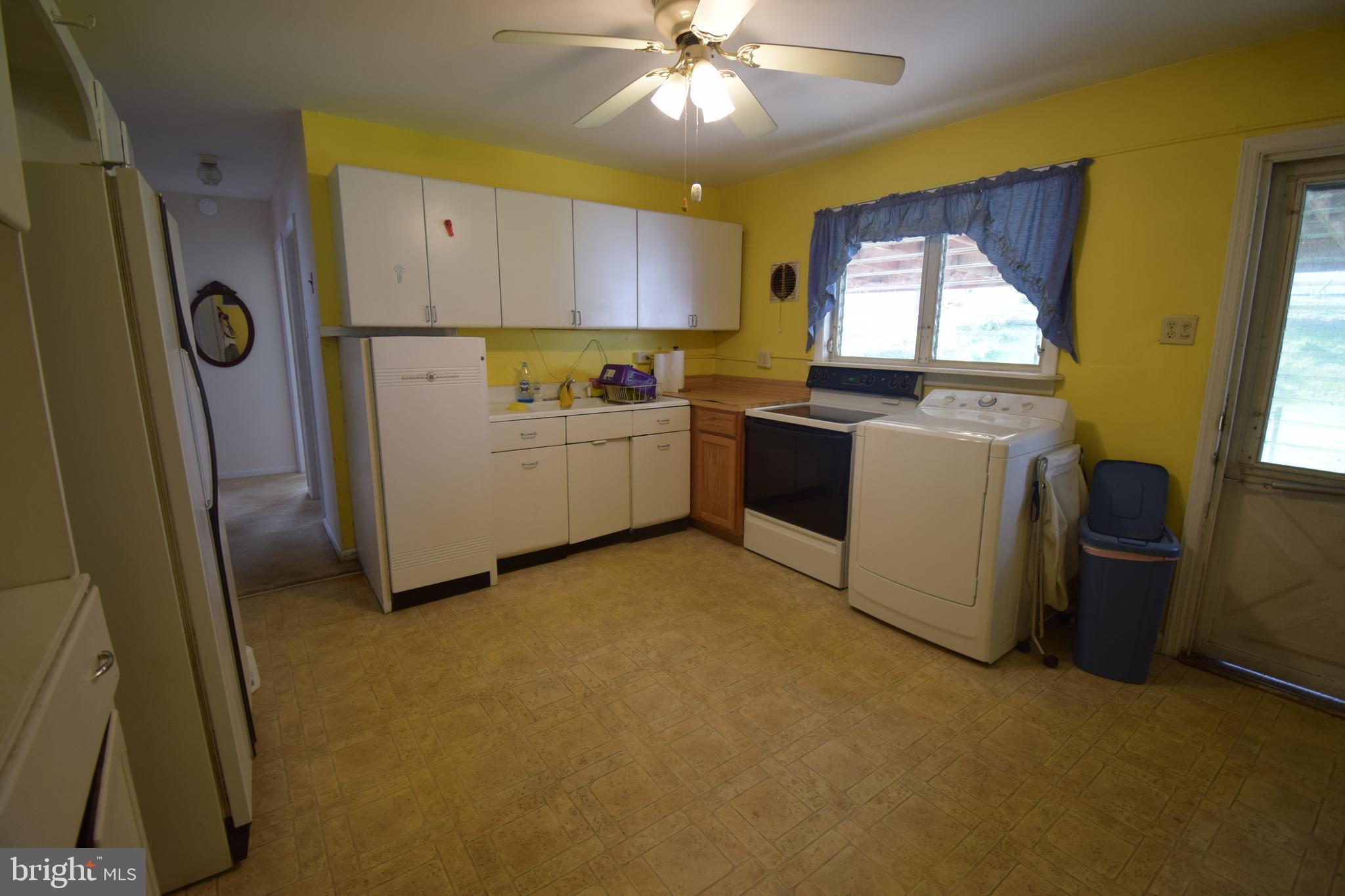 5204 Mohaue Road Temple, PA 19560 - Photo 5 of 12 Gallery Image 5