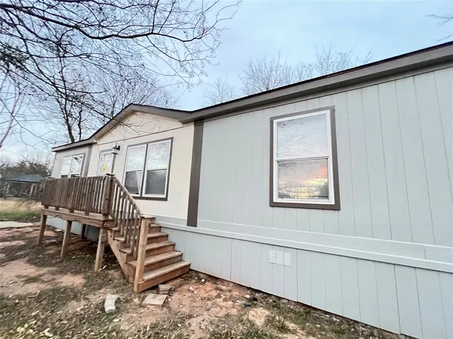 $189,900 | 197 Sweden Street, Walnut Springs, TX 76690