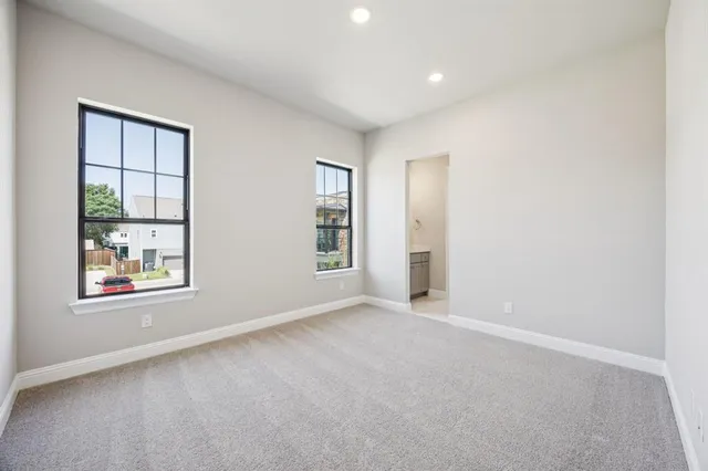 $634,000 | 305 Sunset Lane, Unit 104, Fort Worth, TX 76114