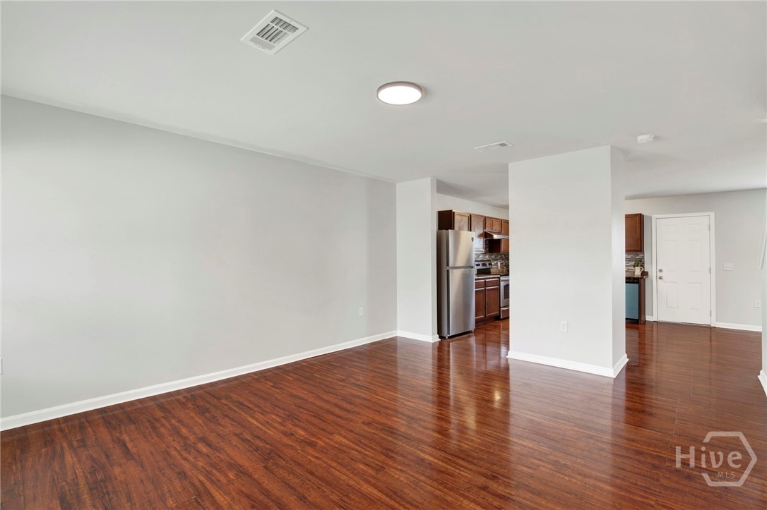 213 Barbour Lane Hinesville, GA 31313 - Photo 3 of 35