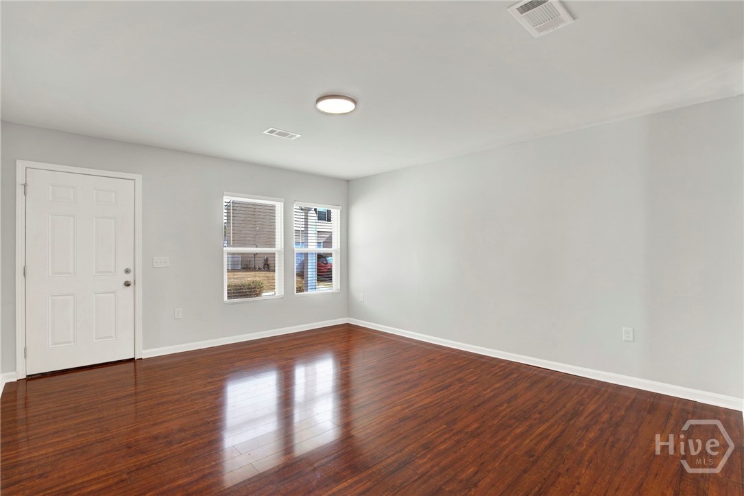 213 Barbour Lane Hinesville, GA 31313 - Photo 6 of 35