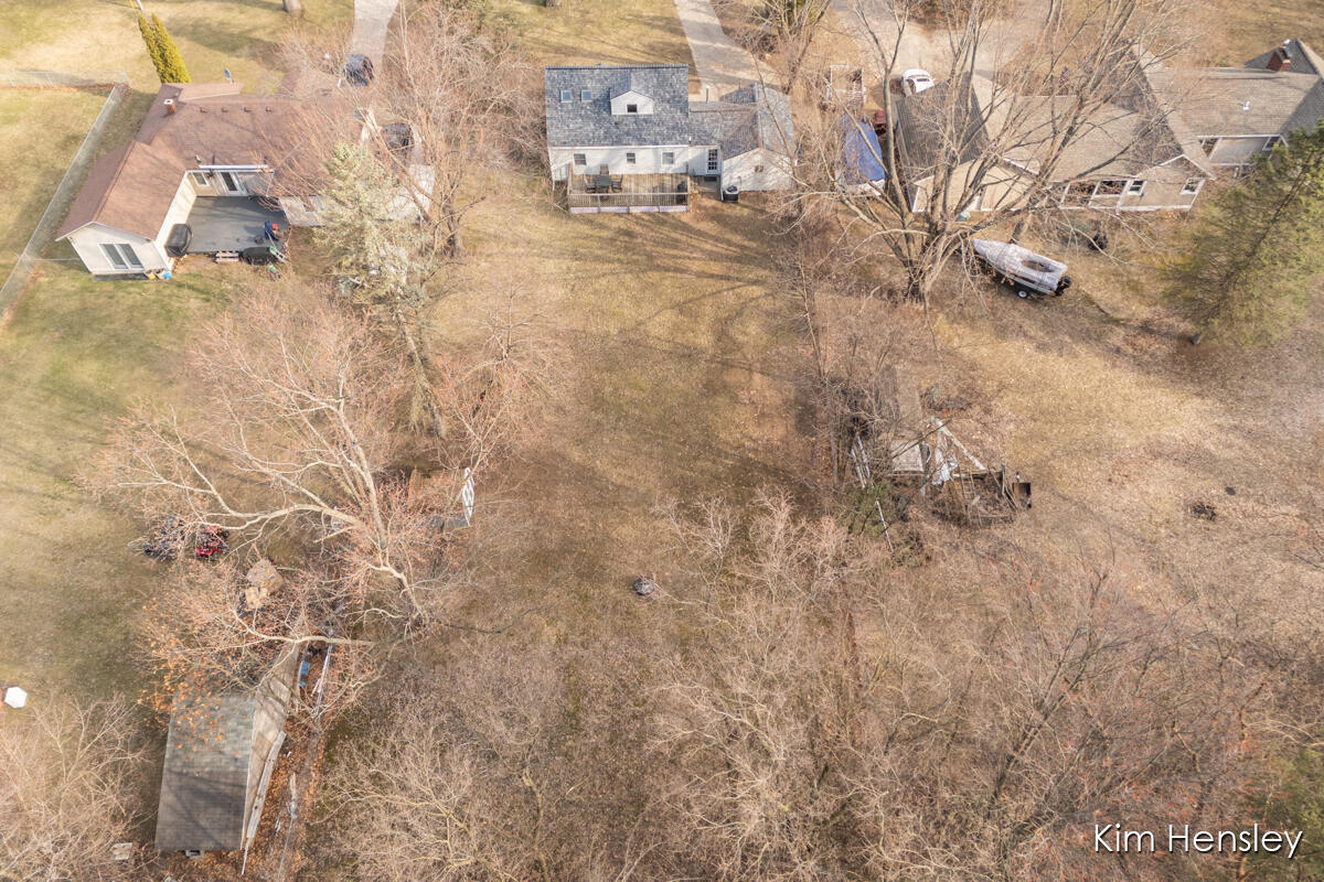 2240 4 Mile Road Northeast Grand Rapids, MI 49525 - Photo 27 of 34 IMG_1024