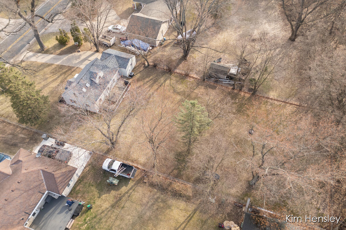 2240 4 Mile Road Northeast Grand Rapids, MI 49525 - Photo 28 of 34 IMG_1025